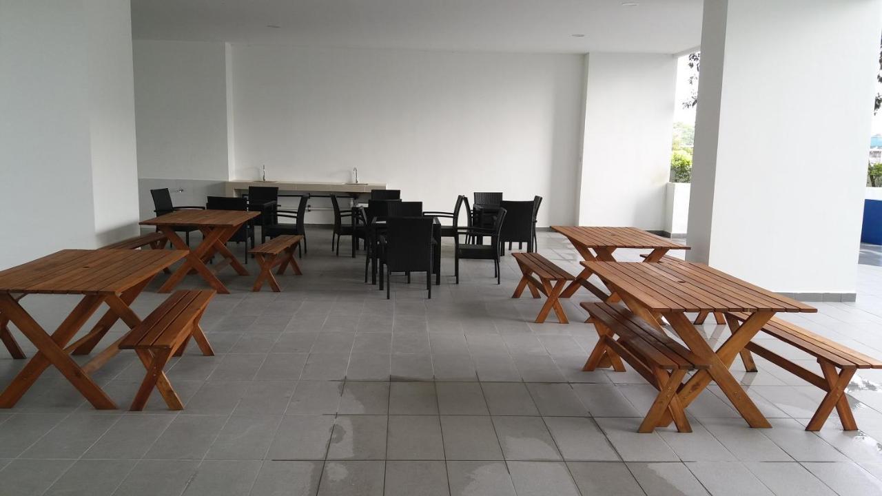 Aliff Residences 艾麗軒 Johor Bahru Exterior photo